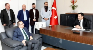 AK Parti'den odamıza ziyaret